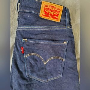 Levis jeans